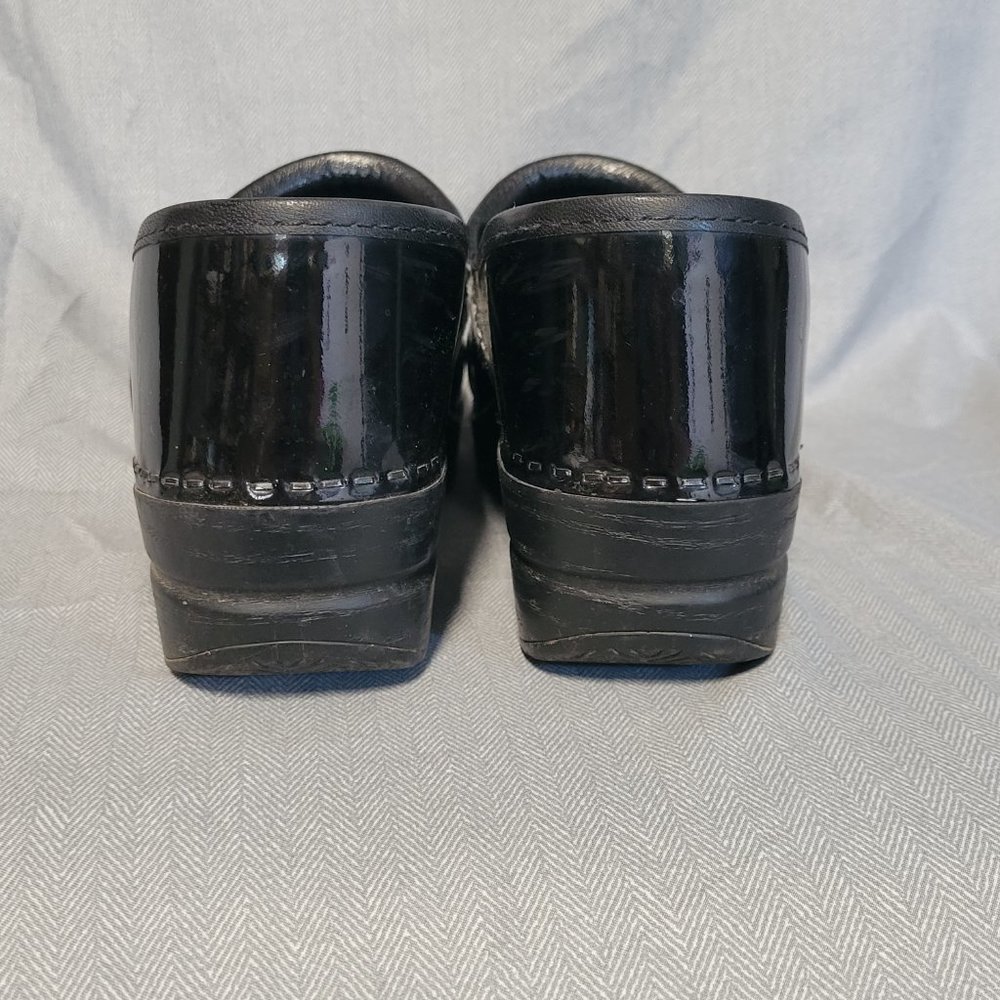 Dansko Professional Clog- Black Patent- Size 38 - image 5
